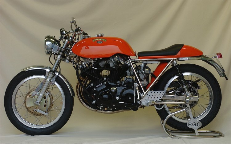 Less radical than the Cafe Racer, this 1330 Sport GT is the right compromise