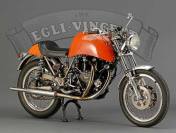 This bike has a quite rare tank. However customers favored the "banana" model.