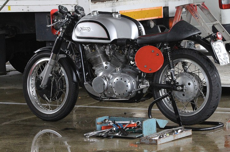 Norvin at the Classic Motorcycles Festival 2011 Pukekohe, NZ Amazing shots and copyrights from Spooky21