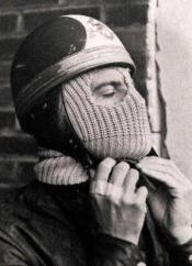 2.Agostini focusing before the race. Active racing1964 – 1977 Teams:MV Agusta, Yamaha, Suzuki Won 15 Championships 350cc | 1968, 1969, 1970, 1971, 1972, 1973, 1974 500cc | 1966, 1967, 1968, 1969, 1970, 1971, 1972, 1975 Ago also contested 8 Isle of Man TTs (1965-1972), won 10 and made 13 Podiums.