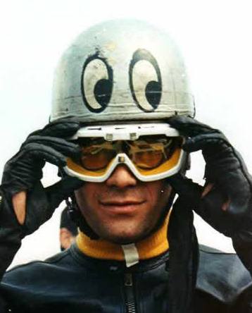 Renzo Pasolini adoped the moon eye as well subsequently