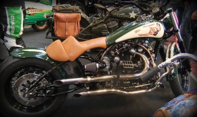 Another prostreet bike with stretched wheelbase. 