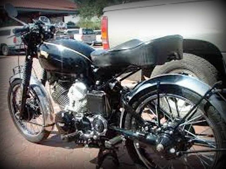 I unfortunately did not find better picture, so I boost it. Sorry for the pixels; I think this bike is even more interesting as is is closer to the original. Look at the tank and Feridax seat.