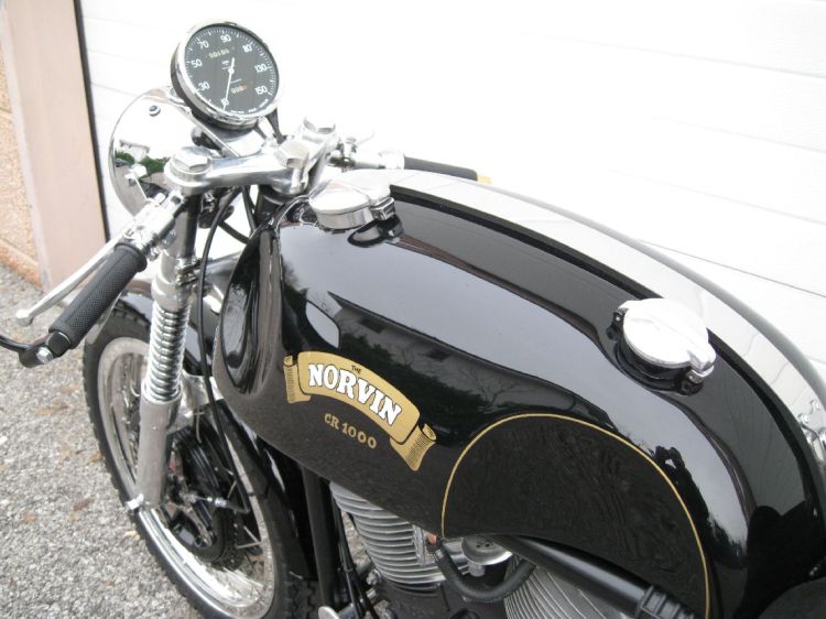 Note the aluminum tank which contains gasoline on the front and oil on the back | Picture © Rocket Garage