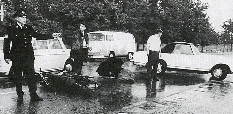 Jan Hanlo’s deadly crash in 1969 on his Rapide when he hit a tractor wich was suddenly changing direction