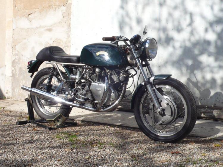 On 03/09/16 | Shadow 70 by SLATER VIN78 in Italy (eBay). The Shadow 70 was assembled in the UK by Roger Slater from 1970 to 1972 after the Egli-Vincent license was terminated. For more details call the vendor Contact : http://www.ebay.com/itm/351672069702?forcerRptr=true&item=351672069702&viewitem= Comment: note that the rear loop has been truncated