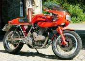 One of the 25 original Egli-Laverda made by Fritz in Switzerland, Look at the typical Egli fairing with the square headlamp and the Egli front fork.