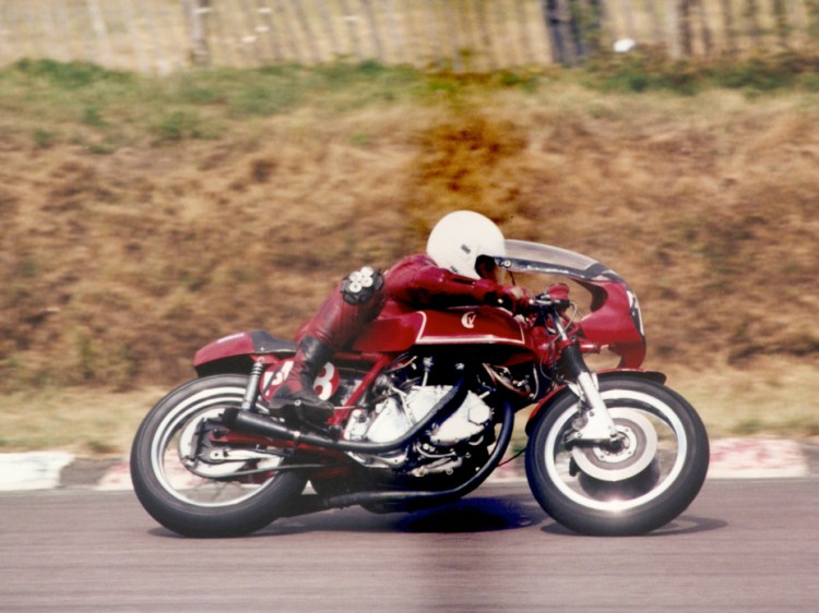 Barry Gooding at Lydden Hill Circuit – about 1997 Picture © Anne Callagher