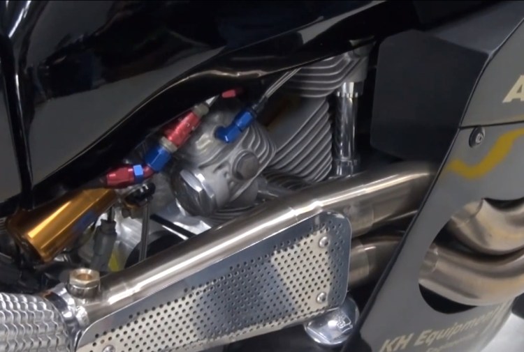 As you can see the 4-Valve had does not look like the 2-Valve, and is easily identifiable.