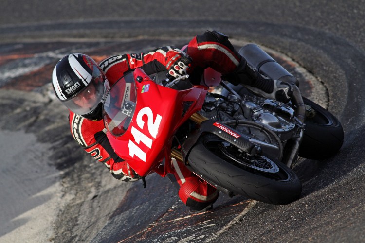 Photo © Jean-Michel Losma