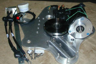 The electric starter is more and more accepted and seen on the Vincent.